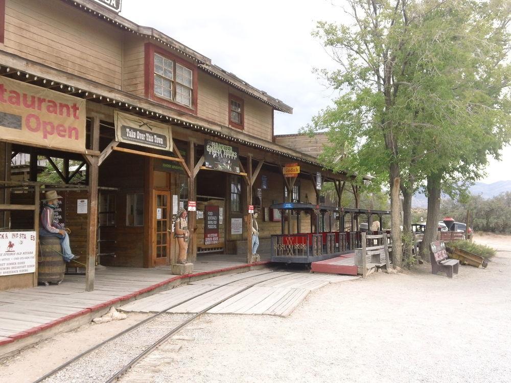 Bonnie Springs Ranch Motel Blue Diamond 外观 照片