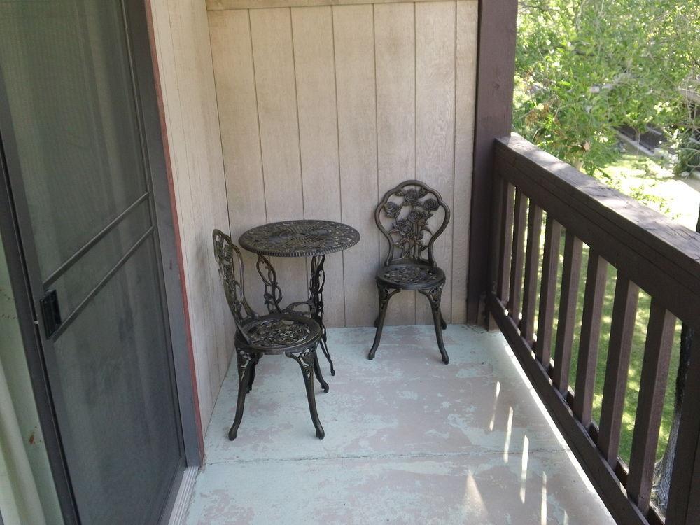 Bonnie Springs Ranch Motel Blue Diamond 外观 照片