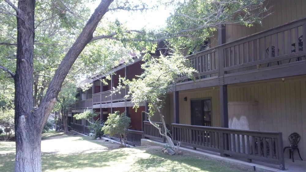 Bonnie Springs Ranch Motel Blue Diamond 外观 照片