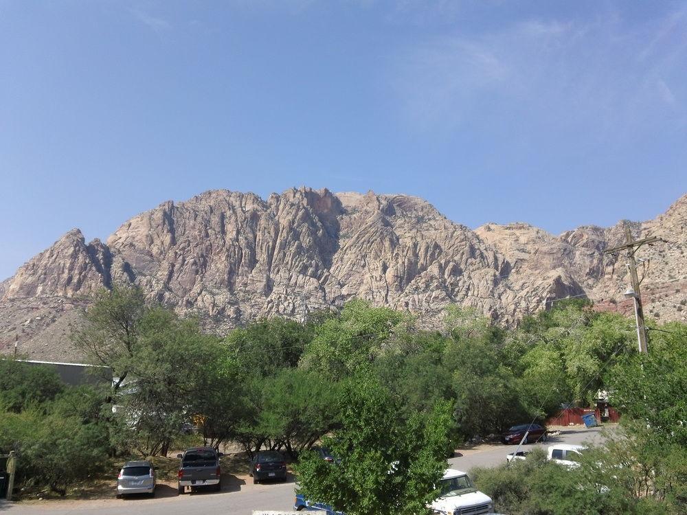 Bonnie Springs Ranch Motel Blue Diamond 外观 照片