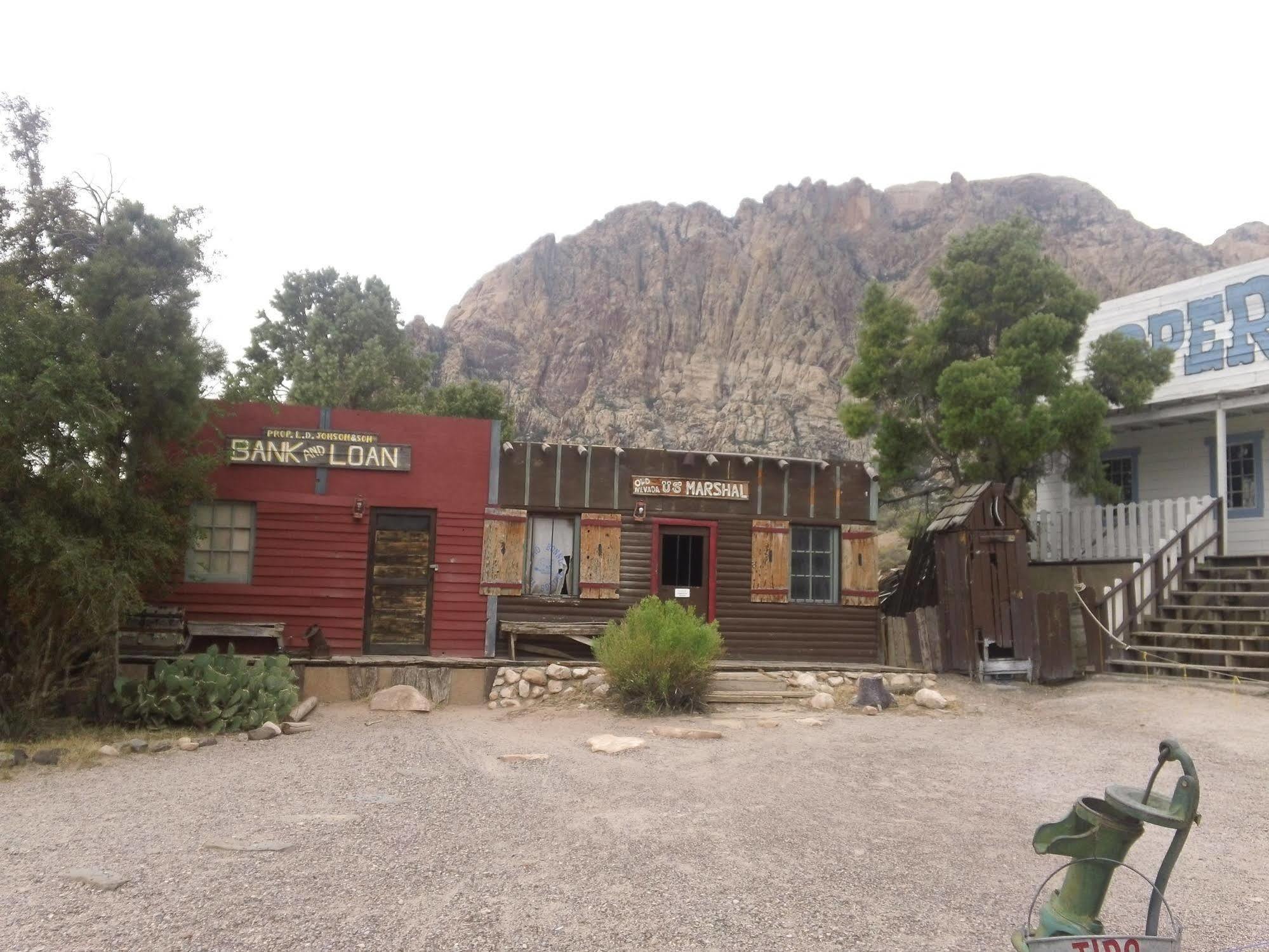 Bonnie Springs Ranch Motel Blue Diamond 外观 照片