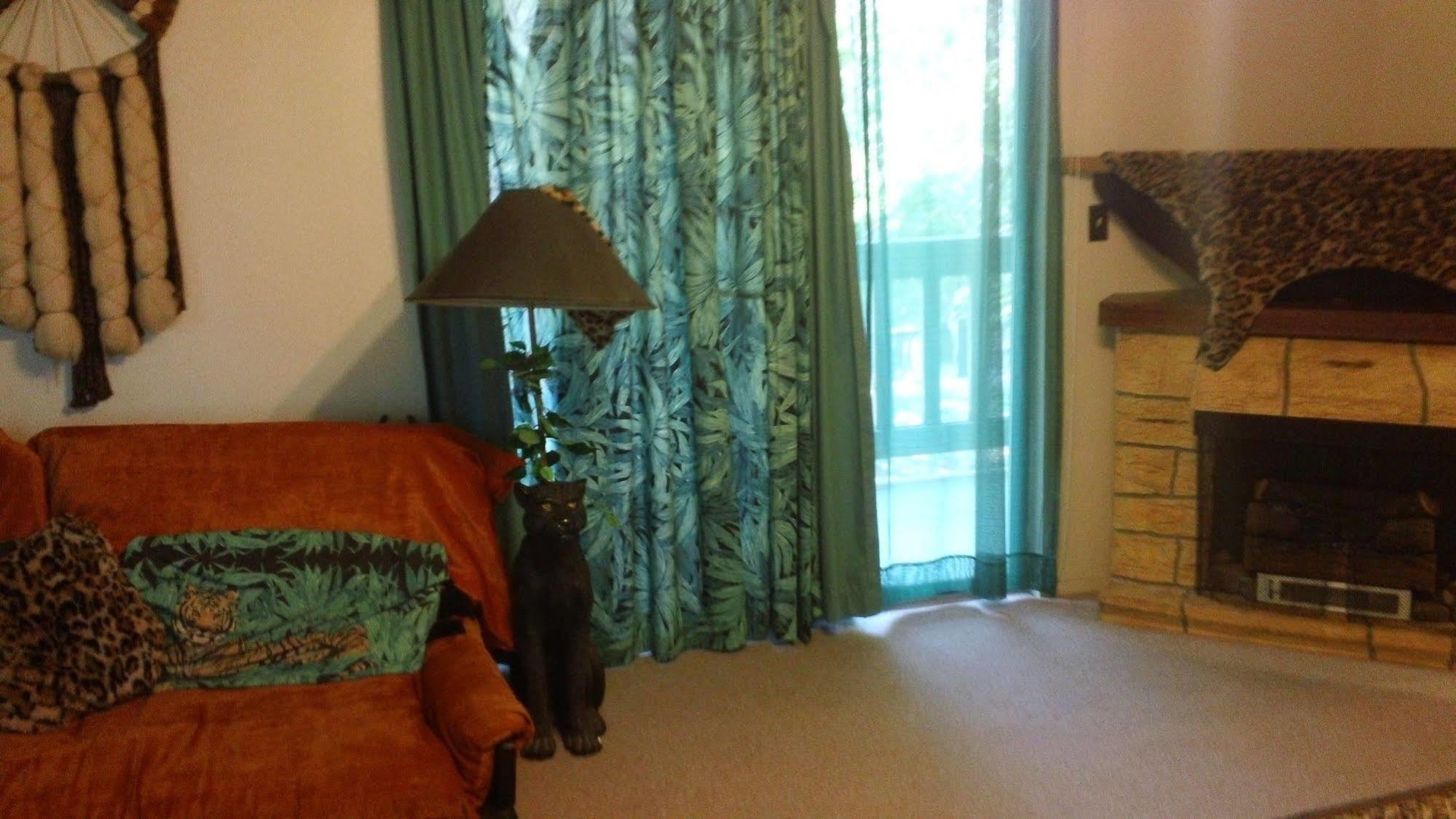 Bonnie Springs Ranch Motel Blue Diamond 外观 照片
