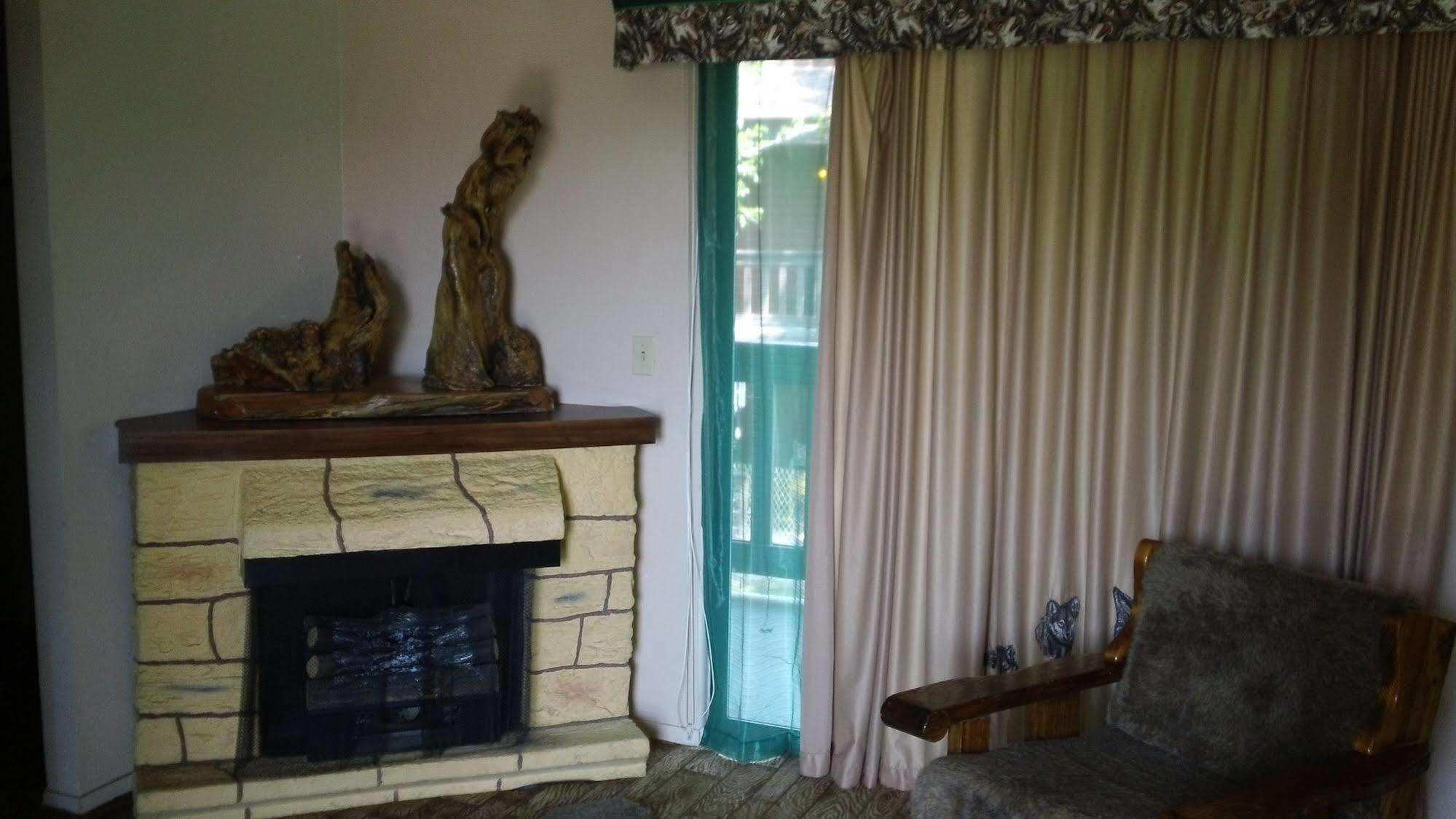 Bonnie Springs Ranch Motel Blue Diamond 外观 照片